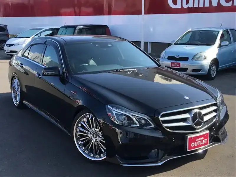 カタログ画像：Ｅクラス（E-CLASS） Ｅ３５０ アバンギャルド 2014年4月 RBA-212059C 3500cc ブラック（Ｓ）orオブシディアンブラック（Ｍ） 燃費12.4km / l メイン