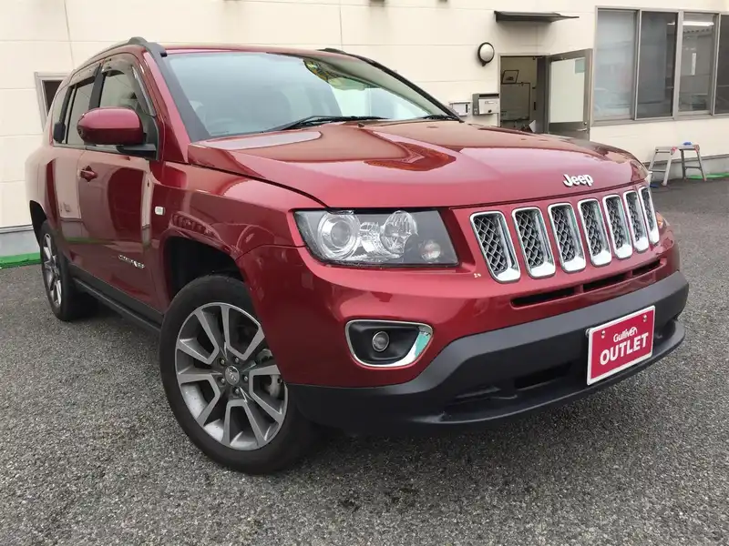 カタログ画像：ジープ・コンパス（JEEP COMPASS） リミテッド 2014年4月 ABA-MK4924 2400cc ディープチェリーレッドクリスタルパールコート 燃費10.7km / l メイン（その他）