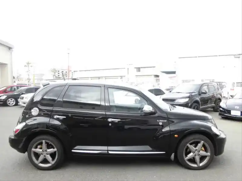 カタログ画像：クライスラー・ＰＴクルーザー（CHRYSLER PT CRUISER） ルート６６ 2006年2月 GH-PT24 2400cc ブラッククリアコート 燃費8.7km / l  外装