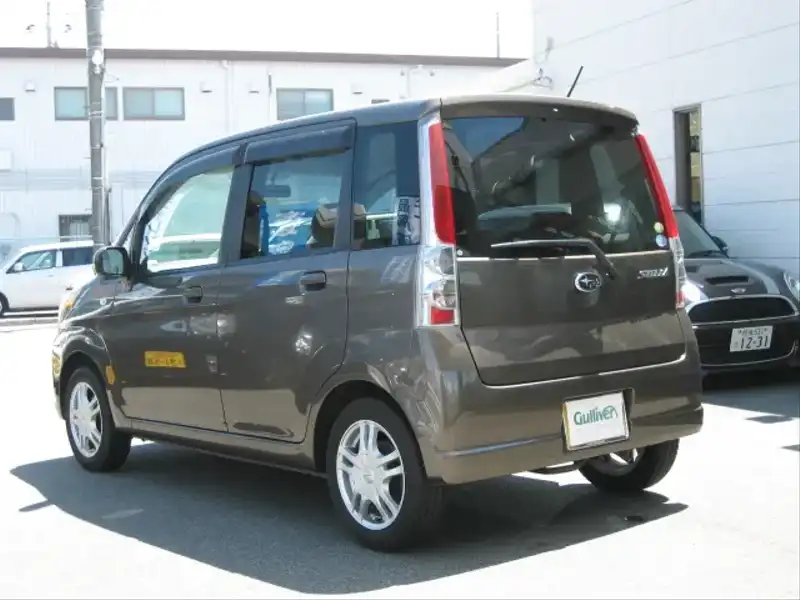 カタログ画像：ステラ（STELLA） ＬＸ インテリアセレクション 2007年1月 DBA-RN1 660cc モカブロンズ・パールメタリック 燃費22.5km / l  バック