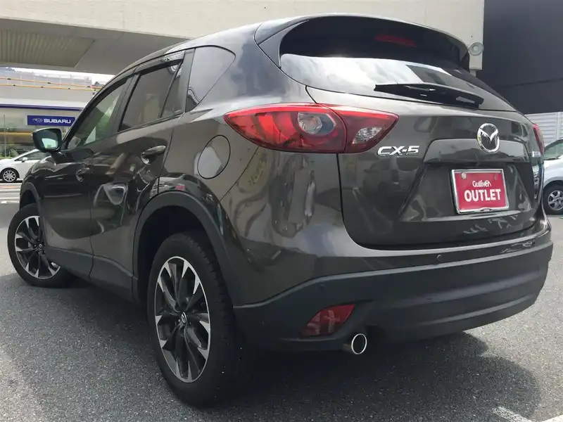 カタログ画像：ＣＸ－５（CX-5） ＸＤ Ｌパッケージ 2015年1月 LDA-KE2FW 2200cc チタニウムフラッシュマイカ 燃費18.4km / l バック