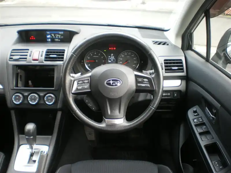 カタログ画像：インプレッサＧ４（IMPREZA G4） ２．０ｉ 2012年7月 DBA-GJ7 2000cc オブシディアンブラック・パール 燃費15.8km / l 内装