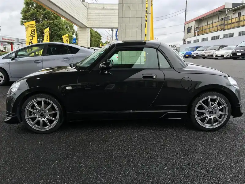 カタログ画像：コペン（COPEN） １０ｔｈアニバーサリーエディション 2012年4月 ABA-L880K 660cc ＤＣ・ブラックマイカメタリック 燃費18.0km / l  外装