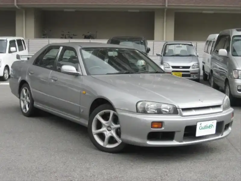 カタログ画像：スカイライン（SKYLINE） ２５ＧＴ 1998年5月 GF-ER34 2500cc ソニックシルバー（Ｍ） 燃費10.6km / l  メイン（その他）