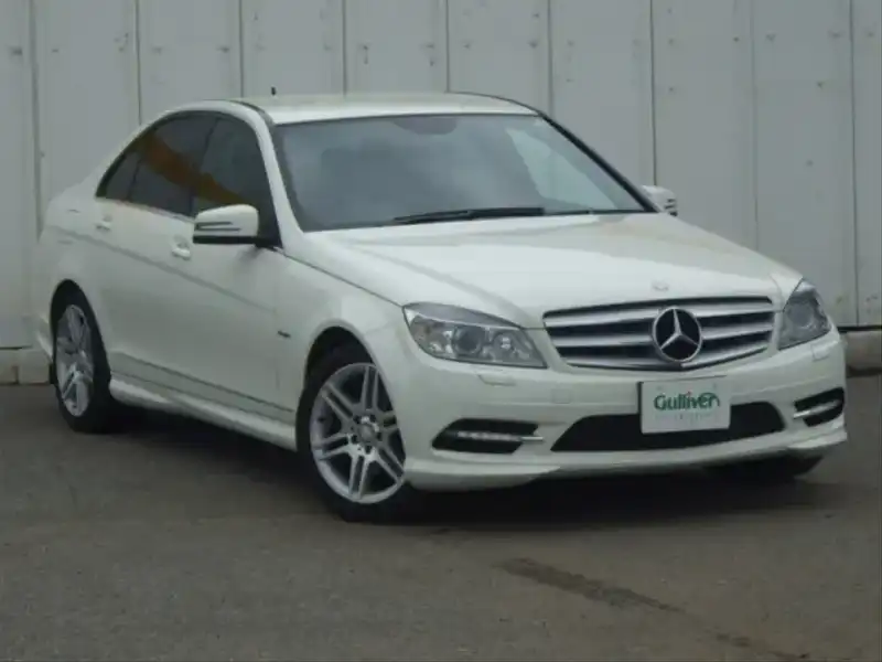 10067484 | カタログ画像：Ｃクラス（C-CLASS） Ｃ２５０ ＣＧＩブルーエフィシェンシー アバンギャルド １２５！エディション 2011年1月 DBA-204047 1800cc カルサイトホワイト（Ｓ） メイン（その他）