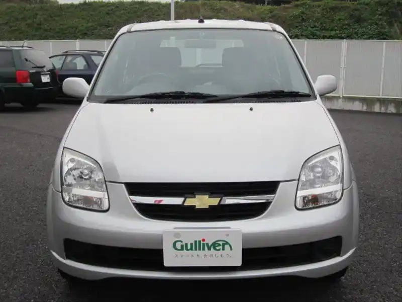 カタログ画像：シボレークルーズ（CHEVROLET CRUSE） １．３ＬＳ 2005年4月 ABA-HR52S 1300cc シルキーシルバーメタリック 燃費17.0km / l  フロント