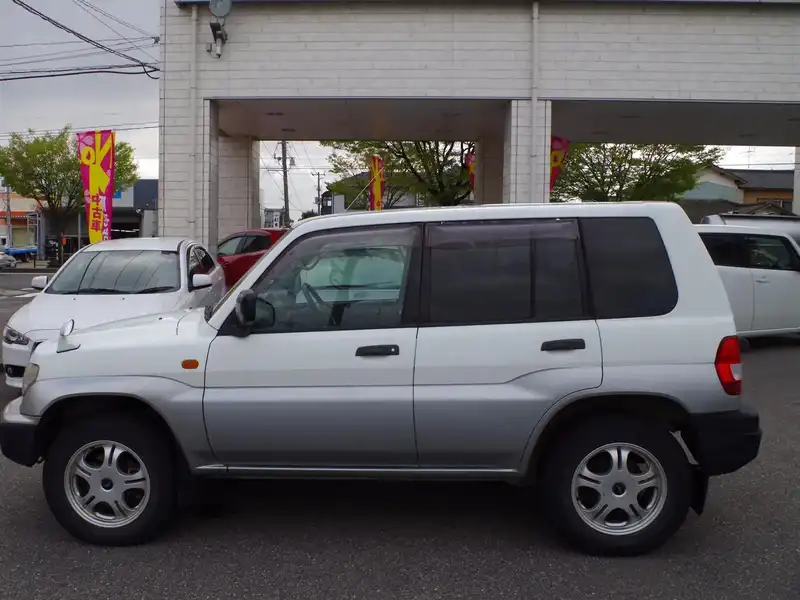 4005945 | カタログ画像：パジェロイオ（PAJERO IO） ＺＲ 1999年8月 GF-H76W 1800cc フェアリーホワイト（Ｓ）／ハミルトンシルバー（Ｍ）・２トーン 外装