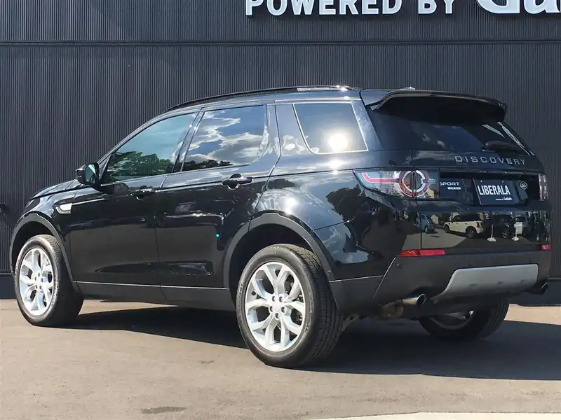 カタログ画像：ディスカバリースポーツ（DISCOVERY SPORT） ＨＳＥ 2014年10月 CBA-LC2A 2000cc サントリーニ・ブラック 燃費10.3km / l バック