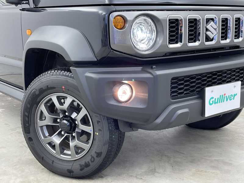 カタログ画像：ジムニー（JIMNY） ＸＧ 2025年11月 3BA-JB64W 660cc 燃費14.3km / l メイン