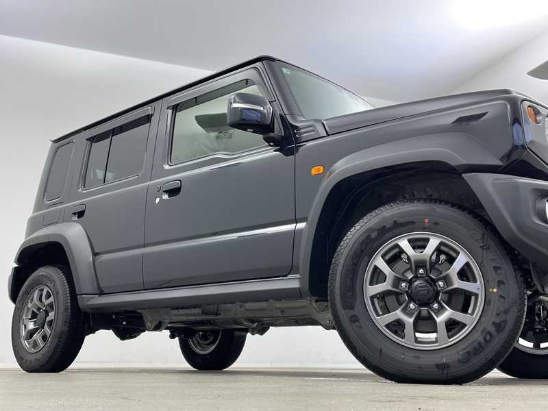 カタログ画像：ジムニー（JIMNY） ＸＧ 2025年11月 3BA-JB64W 660cc 燃費14.3km / l メイン