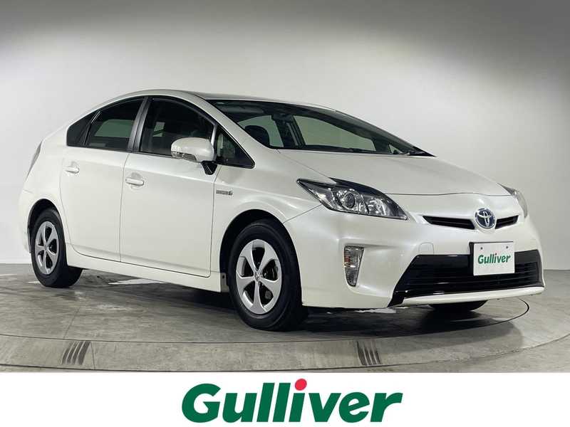 プリウス（トヨタ）の2013年式（平成25年式）の中古車を検索