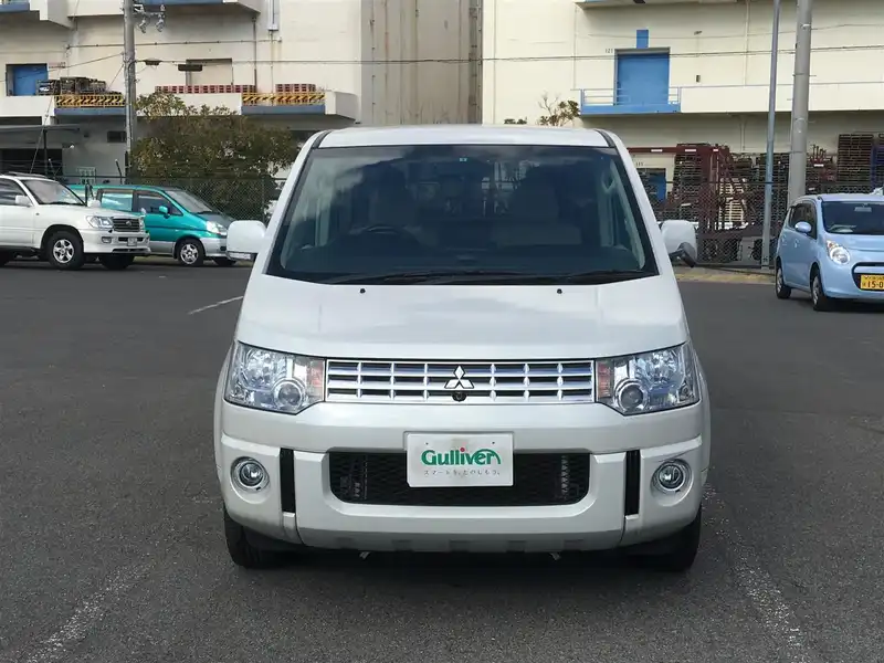 カタログ画像：デリカＤ：５（DELICA D:5） Ｃ２ Ｇ プレミアム 2007年5月 DBA-CV5W 2400cc ウォームホワイトパール フロント