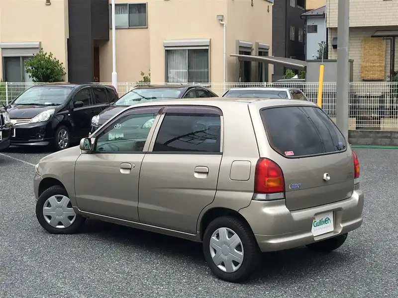 カタログ画像：アルト（ALTO） エポ 2004年6月 ABA-HA23S 660cc クールベージュメタリック 燃費17.0km / l  バック