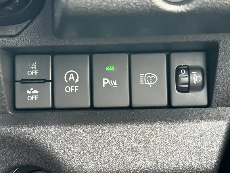 カタログ画像：ジムニーノマド（JIMNY NOMADE） ＦＣ 2025年4月 3BA-JC74W 1500cc シフォンアイボリーメタリック2ブラック2トーンルーフ 燃費14.9km / l 内装