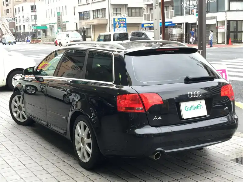 カタログ画像：Ａ４アバント（A4 AVANT） ２．０ 2005年2月 GH-8EALT 2000cc ファントムブラックパールエフェクト 燃費10.8km / l  バック