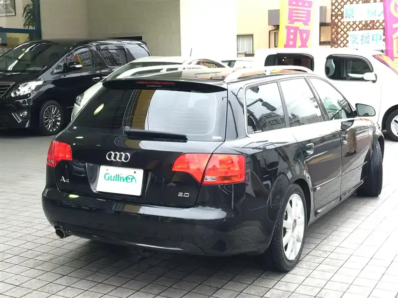 カタログ画像：Ａ４アバント（A4 AVANT） ２．０ 2005年9月 GH-8EALT 2000cc ファントムブラックパールエフェクト 燃費10.8km / l  バック