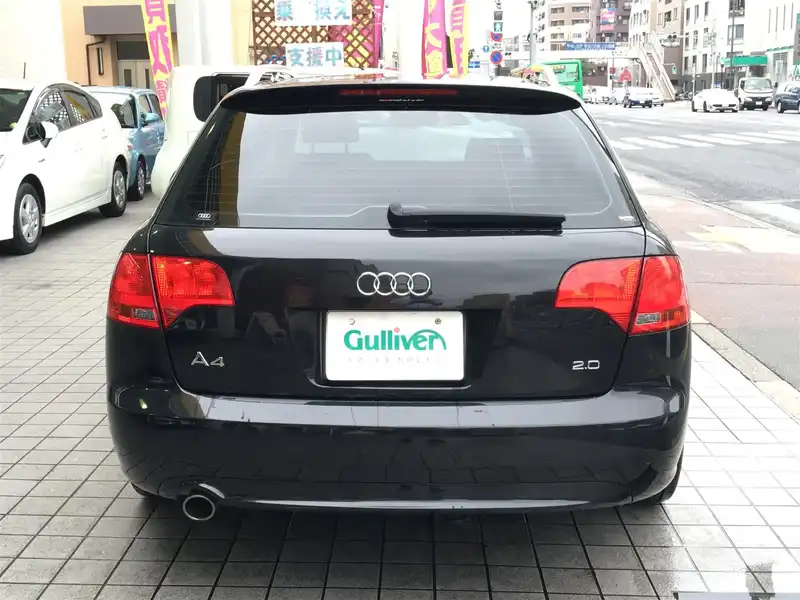 カタログ画像：Ａ４アバント（A4 AVANT） ２．０ 2005年9月 GH-8EALT 2000cc ファントムブラックパールエフェクト 燃費10.8km / l  バック