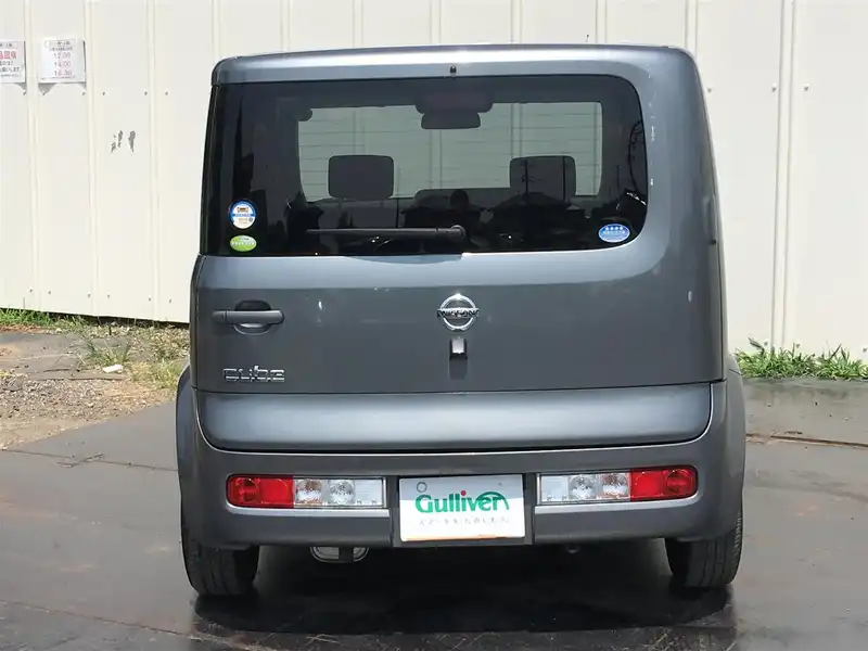 カタログ画像：キューブ（CUBE） １４Ｓ Ｖセレクション 2006年1月 DBA-BZ11 1400cc ミストグレー（Ｍ）orトワイライトグレー（ＰＭ） 燃費16.4km / l  バック