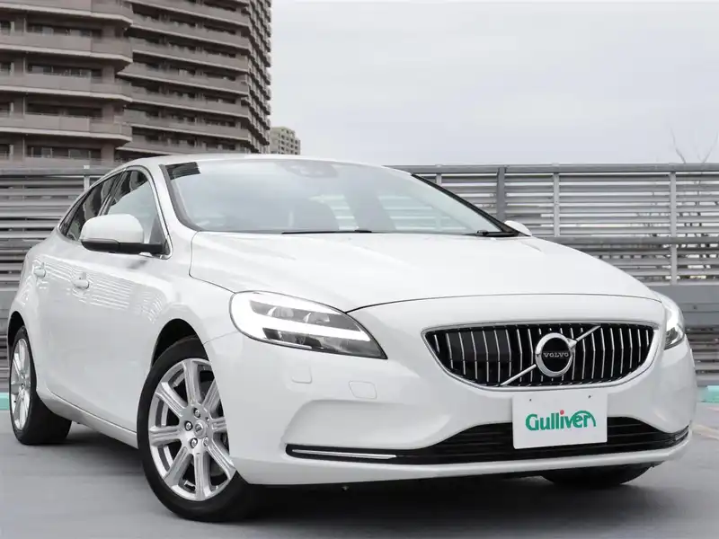 ｖ４０ ボルボ の中古車を検索 中古車のガリバー