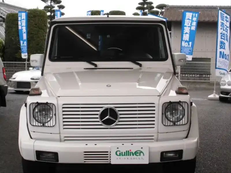 カタログ画像：Ｇクラス（G-CLASS） Ｇ３２０Ｌ 2002年11月 GH-463245 3200cc アラバスターホワイト（Ｓ） 燃費7.0km / l  フロント