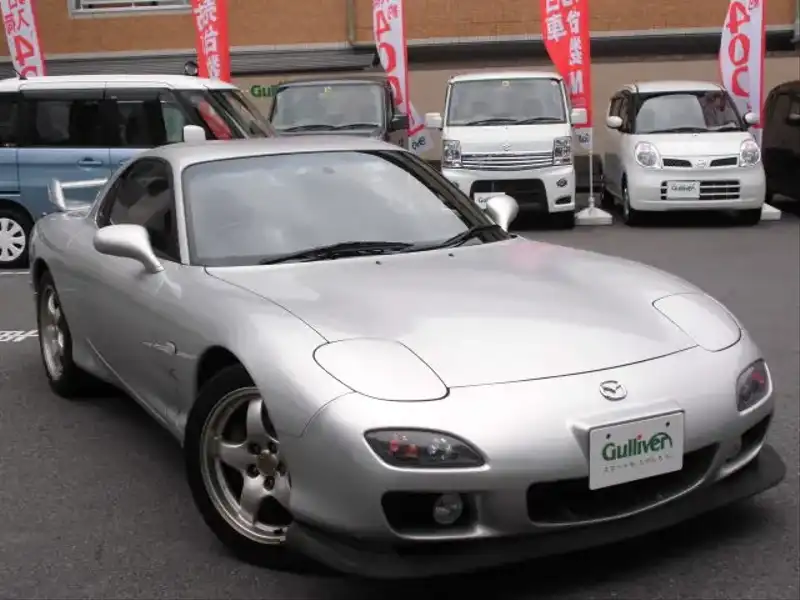 カタログ画像：ＲＸ－７（RX-7） タイプＲバサースト 2001年12月 GF-FD3S 1400cc サンライトシルバーメタリック 燃費8.1km / l  メイン（その他）