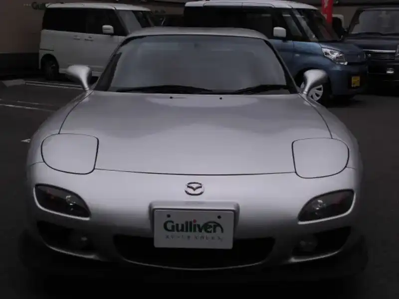 カタログ画像：ＲＸ－７（RX-7） タイプＲバサースト 2001年12月 GF-FD3S 1400cc サンライトシルバーメタリック 燃費8.1km / l  フロント