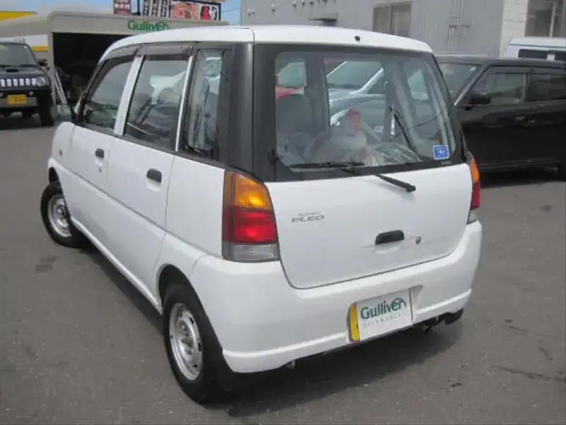 カタログ画像：プレオ（PLEO） Ａ 2001年10月 LE-RV2 660cc ピュアホワイト 燃費20.0km / l  バック