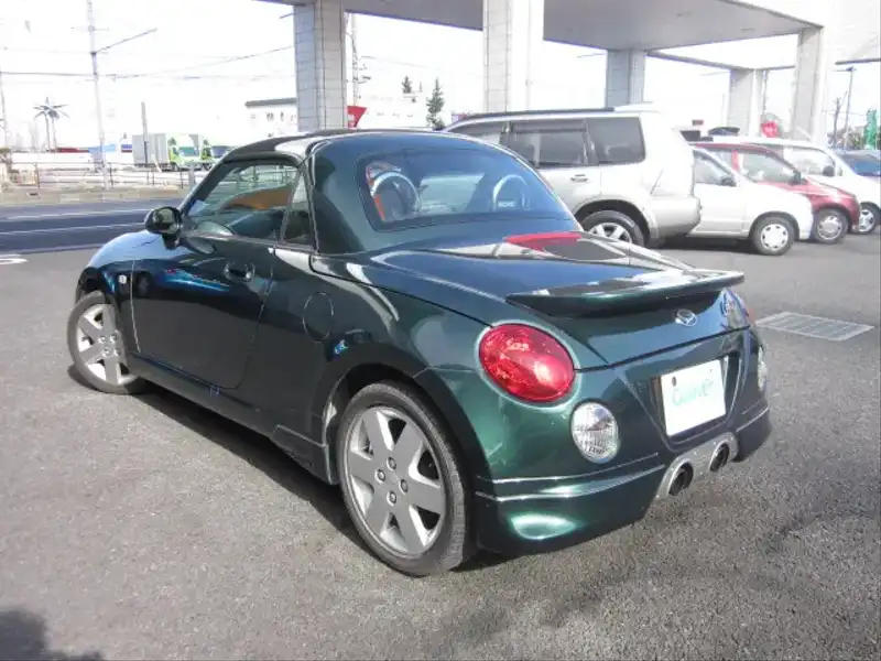 カタログ画像：コペン（COPEN） ２ｎｄアニバーサリーエディション 2004年6月 ABA-L880K 660cc ＤＣ・ダークグリーンマイカ 燃費15.2km / l  バック