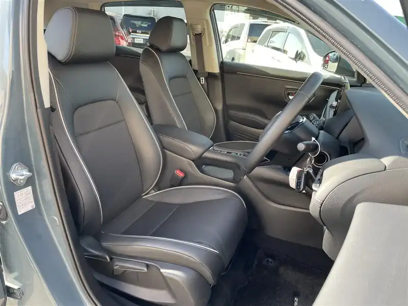 カタログ画像：ＺＲ－Ｖ（ZR-V） ｅ：ＨＥＶ Ｘ 2024年7月 6AA-RZ4 2000cc ノルディックフォレスト・パール 燃費22.1km / l 内装
