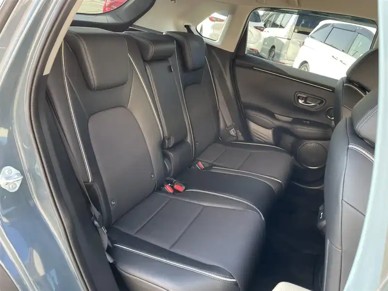 カタログ画像：ＺＲ－Ｖ（ZR-V） ｅ：ＨＥＶ Ｘ 2024年7月 6AA-RZ4 2000cc ノルディックフォレスト・パール 燃費22.1km / l 内装