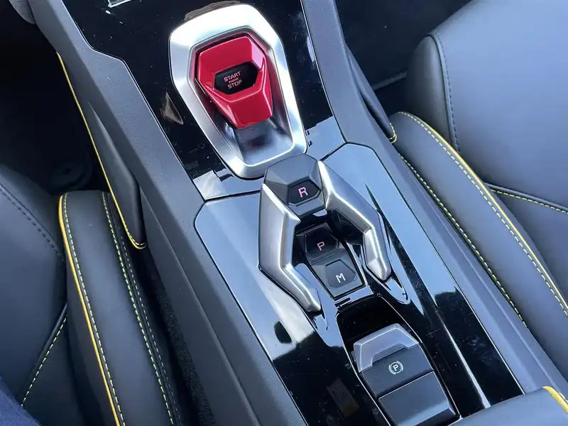 カタログ画像：ウラカン（HURACAN） ＥＶＯスパイダー 2021年2月 ABA-ZFDGF 5200cc 内装