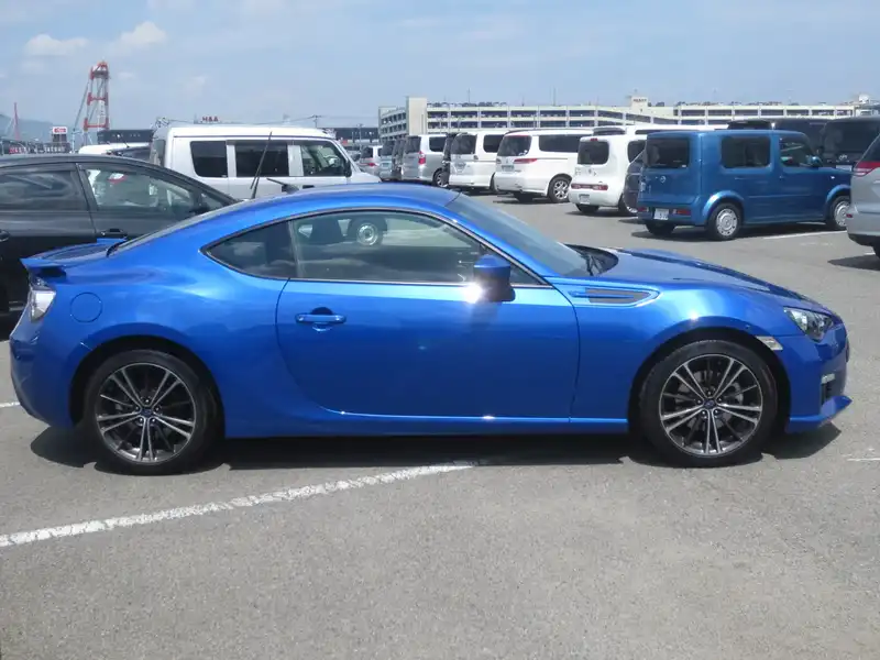 カタログ画像：ＢＲＺ（BRZ） Ｓ 2012年3月 DBA-ZC6 2000cc ＷＲブルー・マイカorギャラクシィブルー・シリカ 燃費12.4km / l 外装