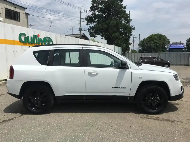 10095336 | カタログ画像：ジープ・コンパス（JEEP COMPASS） ブラックホーク 2015年2月 ABA-MK49 2000cc ブライトホワイトクリアコート 外装