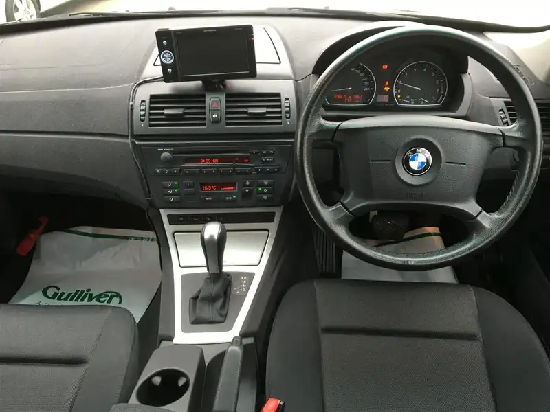 BMW x3  PA25  4駆制御の部品　送料込み
