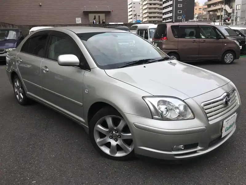 カタログ画像：アベンシスセダン（AVENSIS SEDAN） Ｌｉ ＮＥＯエディション 2004年5月 CBA-AZT250 2000cc シルバーメタリック 燃費13.0km / l  メイン