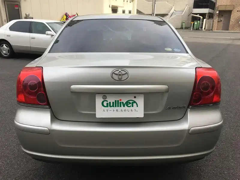 カタログ画像：アベンシスセダン（AVENSIS SEDAN） Ｌｉ ＮＥＯエディション 2004年5月 CBA-AZT250 2000cc シルバーメタリック 燃費13.0km / l  バック