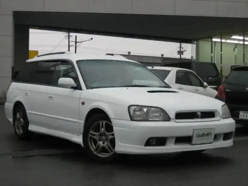 カタログ画像：レガシィツーリングワゴン（LEGACY TOURING WAGON） ＧＴ 2001年5月 TA-BH5 2000cc ピュアホワイト 燃費11.2km / l  メイン（その他）