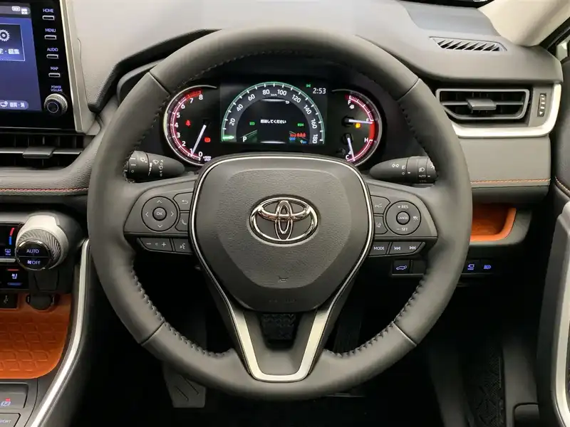 カタログ画像：ＲＡＶ４（RAV4） アドベンチャー 2021年12月 6BA-MXAA54 2000cc アッシュグレーメタリック×アーバンカーキ 燃費15.2km / l 内装