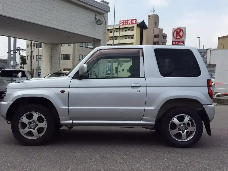 カタログ画像：パジェロミニ（PAJERO MINI） リンクスＶ 2001年10月 GF-H58A 660cc シルバー（Ｍ） 外装