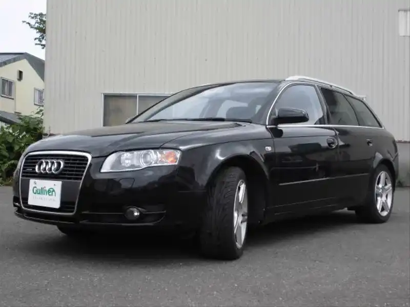 カタログ画像：Ａ４アバント（A4 AVANT） ２．０ＴＦＳＩクワトロ 2005年9月 GH-8EBGBF 2000cc ファントムブラックパールエフェクト 燃費9.8km / l  外装