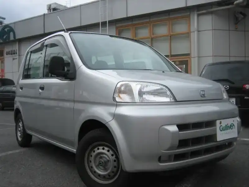 カタログ画像：ライフ（LIFE） Ｂ 2002年8月 LA-JB1 660cc サテンシルバー・メタリックｏｒクリオネシルバー・メタリック 燃費19.0km / l  メイン（その他）