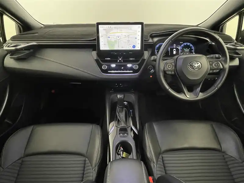 カタログ画像：カローラツーリング（COROLLA TOURING） ハイブリッド ダブルバイビー 2024年4月 6AA-ZWE219W 1800cc スパークリングブラックパールクリスタルシャイン 燃費27.3km / l 内装