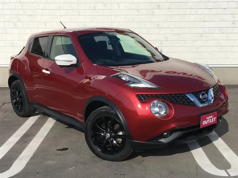 カタログ画像：ジューク（JUKE） １６ＧＴ ＦＯＵＲ パーソナライゼーション 2018年5月 CBA-NF15 1600cc ラディアントレッド（ＰＭ）orパッションレッド 燃費13.4km / l メイン