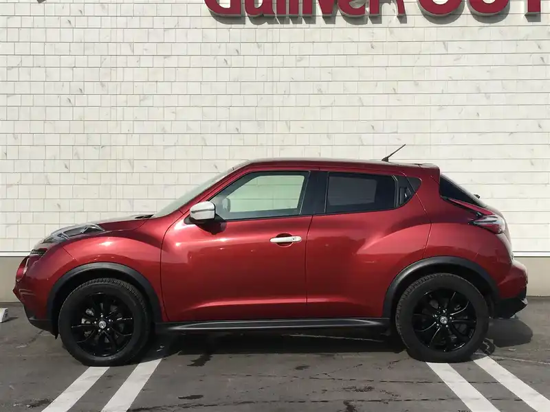 カタログ画像：ジューク（JUKE） １６ＧＴ ＦＯＵＲ パーソナライゼーション 2018年5月 CBA-NF15 1600cc ラディアントレッド（ＰＭ）orパッションレッド 燃費13.4km / l 外装