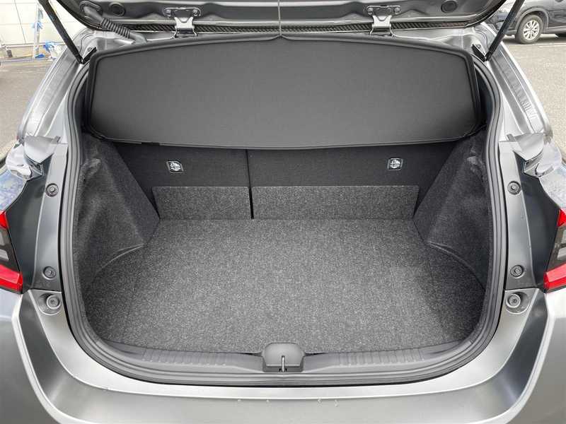 カタログ画像：ＧＲヤリス（GR YARIS） ＲＺ ハイパフォーマンス・セバスチャン オジエエディション 2024年3月 4BA-GXPA16 1600cc マットステルスグレー 燃費12.4km / l 内装