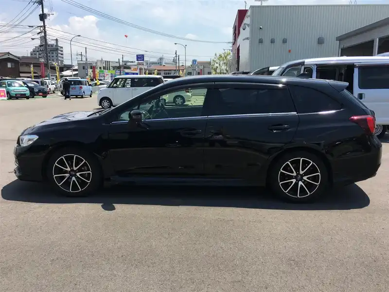 カタログ画像：レヴォーグ（LEVORG） １．６ＧＴ 2014年6月 DBA-VM4 1600cc クリスタルブラック・シリカ 燃費17.4km / l 外装