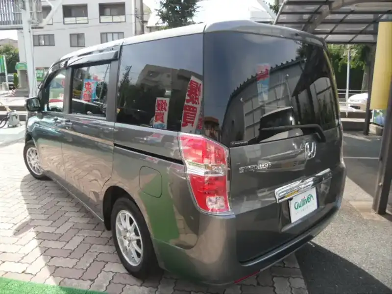 10058189 | カタログ画像：ステップワゴン（STEPWAGON） Ｌ 2009年10月 DBA-RK2 2000cc ポリッシュドメタル・メタリック バック