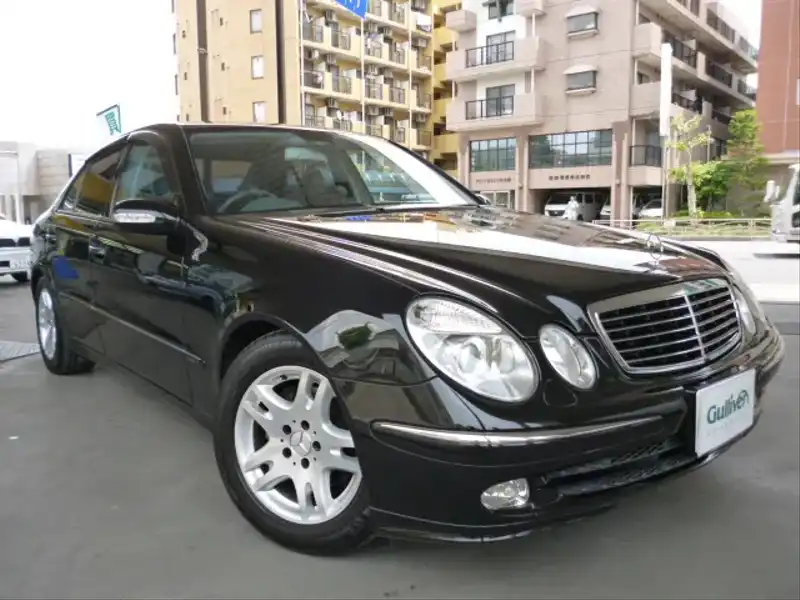 カタログ画像：Ｅクラス（E-CLASS） Ｅ２４０ アバンギャルドリミテッド 2005年5月 GH-211061 2600cc オブシディアンブラック 燃費8.7km / l  メイン