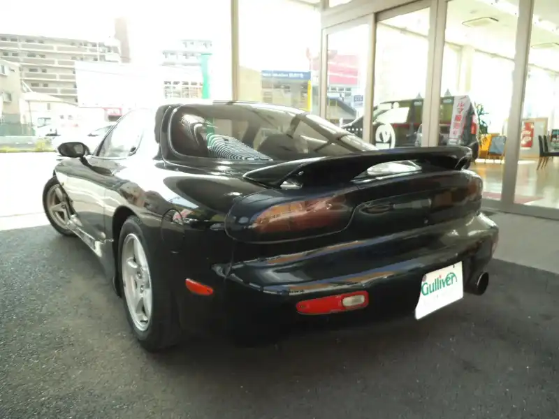 2502532 | カタログ画像：アンフィニＲＸ－７（EFINI RX-7） タイプＲⅡバサースト 1994年8月 E-FD3S 1400cc ブリリアントブラック バック