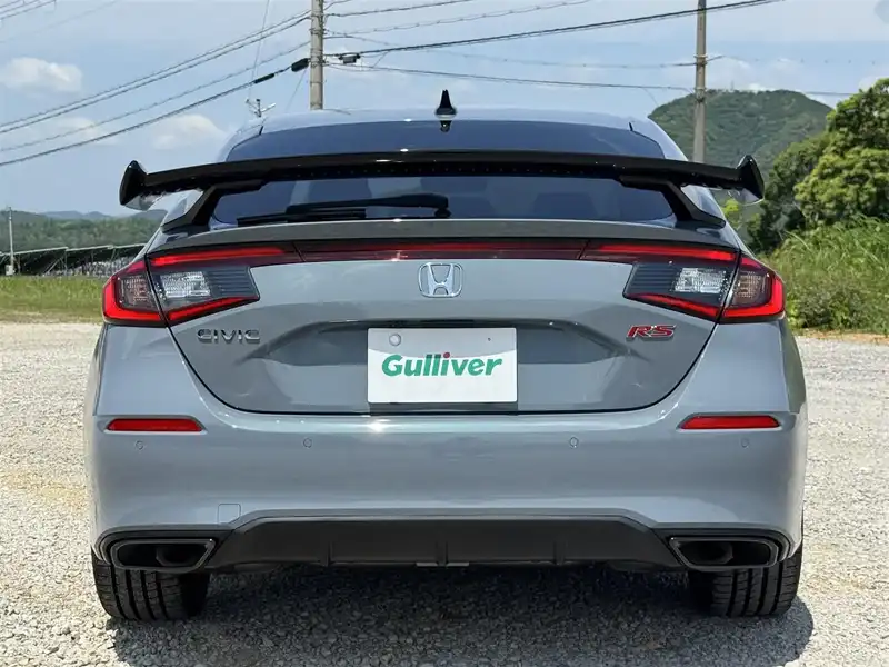 カタログ画像：シビック（CIVIC） タイプＲ レーシングブラックパッケージ 2025年1月 6BA-FL5 2000cc ソニックグレー・パール 燃費12.5km / l バック